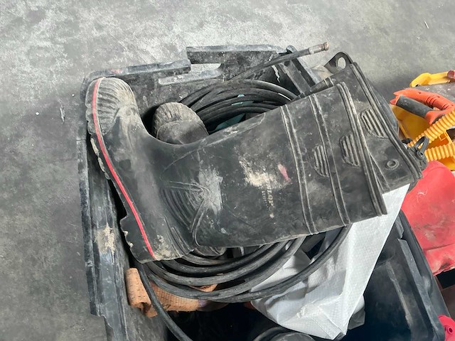 Partij divers aannemersmateriaal - afbeelding 8 van  21