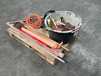 Partij divers aannemersmateriaal - afbeelding 6 van  12