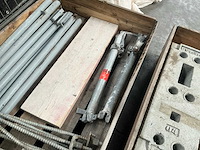 Partij divers aannemersmateriaal - afbeelding 2 van  10
