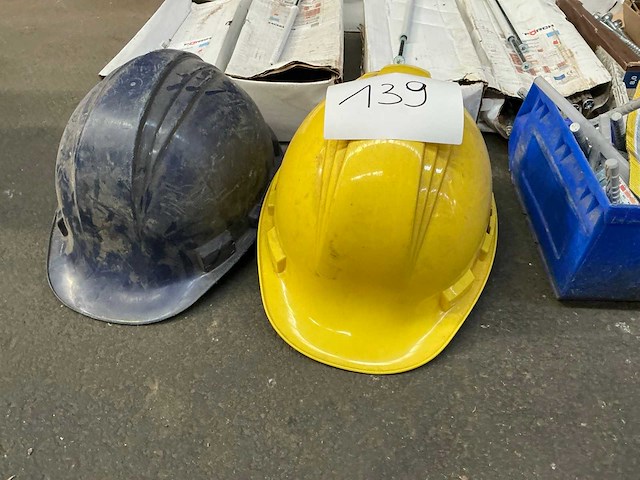 Partij divers bevestigingsmateriaal - afbeelding 2 van  10