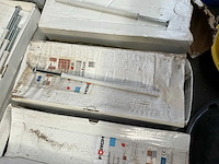 Partij divers bevestigingsmateriaal - afbeelding 5 van  10