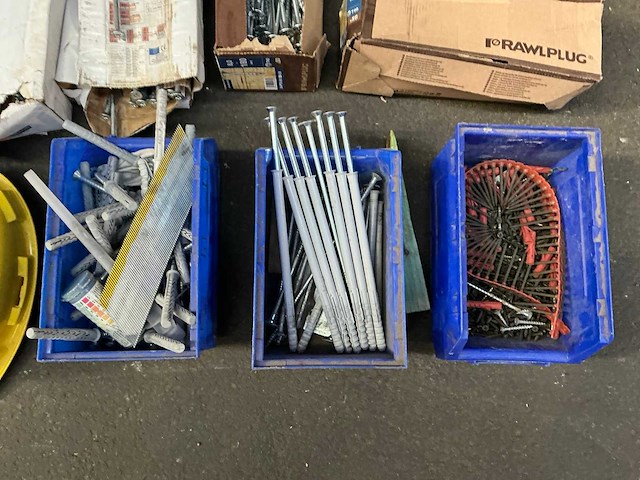 Partij divers bevestigingsmateriaal - afbeelding 10 van  10