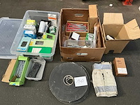 Partij divers bevestigingsmateriaal - afbeelding 1 van  8