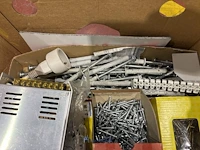Partij divers bevestigingsmateriaal - afbeelding 2 van  8