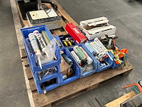 Partij divers bevestigingsmateriaal - afbeelding 2 van  4