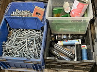 Partij divers bevestigingsmateriaal - afbeelding 1 van  8