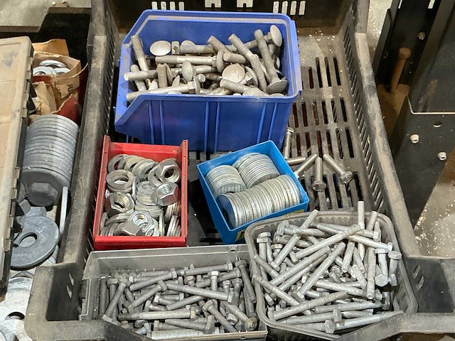 Partij divers bevestigingsmateriaal - afbeelding 3 van  8