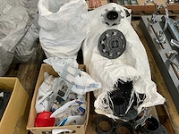 Partij divers bouw- en bevestigingsmateriaal - afbeelding 2 van  6