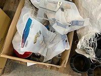 Partij divers bouw- en bevestigingsmateriaal - afbeelding 6 van  6