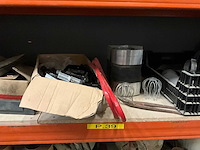 Partij divers dakmateriaal toebehoren - afbeelding 6 van  11