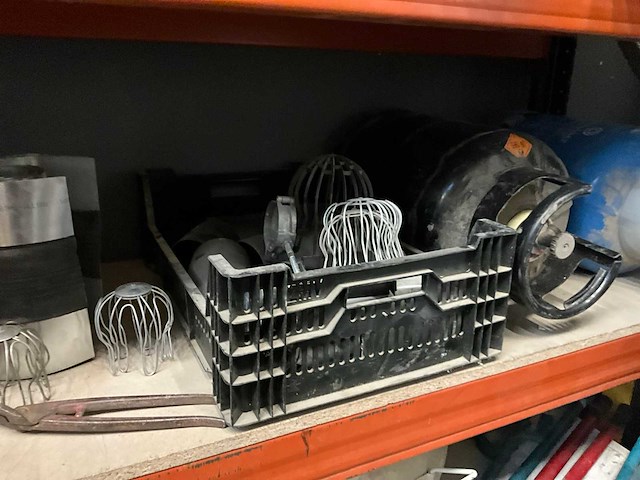 Partij divers dakmateriaal toebehoren - afbeelding 7 van  11