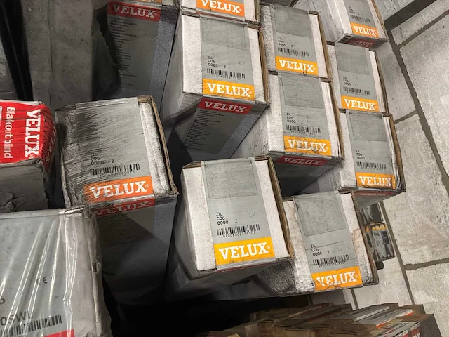 Partij divers dakmateriaal - afbeelding 2 van  30