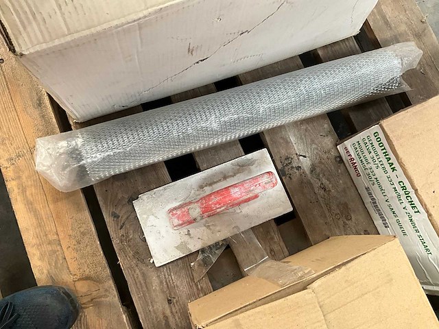 Partij divers dakwerkersmateriaal - afbeelding 18 van  28