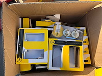 Partij divers deurbeslag yale