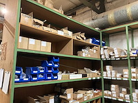 Partij divers deurbeslag - afbeelding 23 van  29