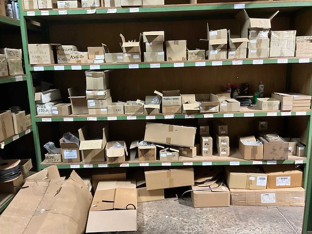 Partij divers deurbeslag - afbeelding 27 van  29