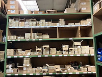 Partij divers deurbeslag - afbeelding 28 van  29