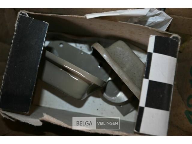 Partij divers deurbeslag - afbeelding 9 van  10