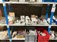 Partij divers elektrisch installatiemateriaal - afbeelding 7 van  10