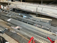Partij divers elektro-technisch installatiemateriaal - afbeelding 23 van  24
