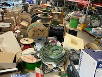 Partij divers elektro-technisch installatiemateriaal - afbeelding 34 van  36