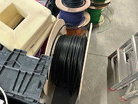 Partij divers elektro-technisch installatiemateriaal - afbeelding 1 van  6