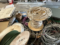 Partij divers elektro-technisch installatiemateriaal - afbeelding 12 van  36