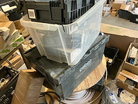 Partij divers elektro-technisch installatiemateriaal - afbeelding 27 van  36