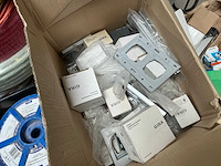 Partij divers elektro-technisch installatiemateriaal - afbeelding 7 van  17