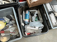 Partij divers elektro-technisch installatiemateriaal - afbeelding 4 van  18