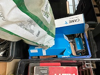 Partij divers elektro-technisch installatiemateriaal - afbeelding 17 van  18