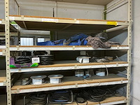 Partij divers elektrotoebehoren en lampen - afbeelding 13 van  32