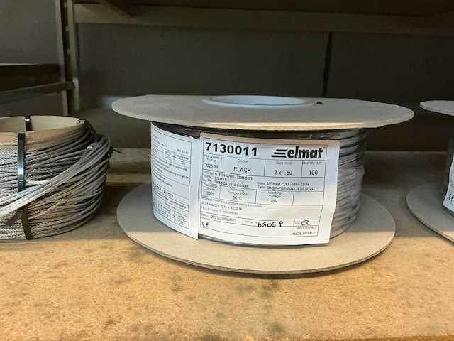 Partij divers elektrotoebehoren en lampen - afbeelding 14 van  32