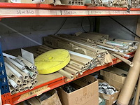 Partij divers elektrotoebehoren en lampen - afbeelding 23 van  32