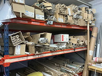 Partij divers elektrotoebehoren en lampen - afbeelding 27 van  32