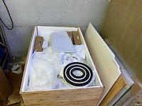 Partij divers elektrotoebehoren en lampen - afbeelding 32 van  32