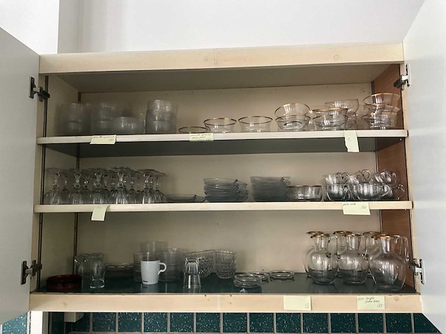 Partij divers glaswerk, waaronder kristal (800x) - afbeelding 4 van  21