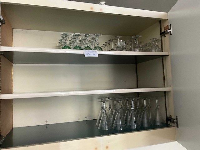 Partij divers glaswerk, waaronder kristal (800x) - afbeelding 11 van  21