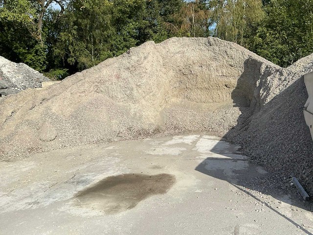 Partij divers grind en zand - afbeelding 14 van  18