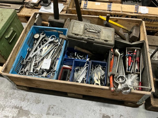 Partij divers handgereedschap - afbeelding 1 van  7