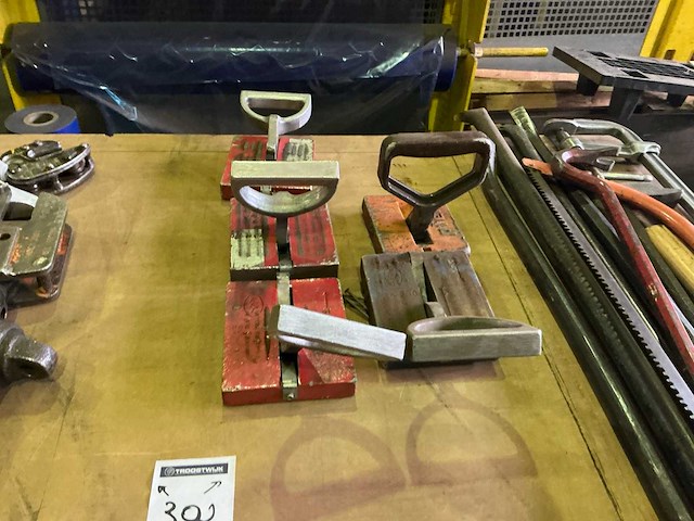 Partij divers hijsmateriaal en handgereedschappen - afbeelding 4 van  5