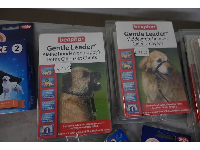 Partij divers honden accessoires - afbeelding 8 van  9