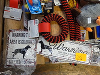 Partij divers honden speelgoed - afbeelding 2 van  4