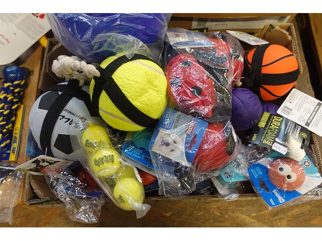 Partij divers honden speelgoed - afbeelding 2 van  8