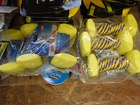 Partij divers honden speelgoed - afbeelding 2 van  8