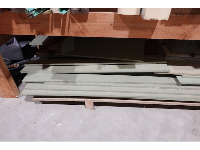 Partij divers hout - afbeelding 5 van  8