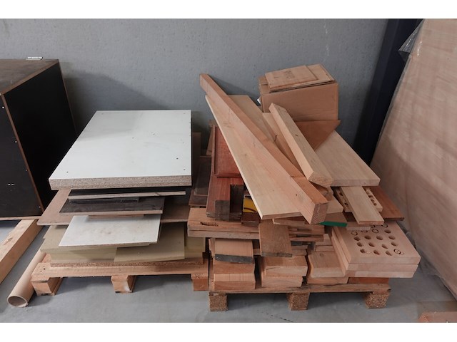 Partij divers hout - afbeelding 3 van  4