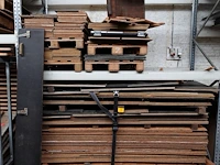 Partij divers hout
