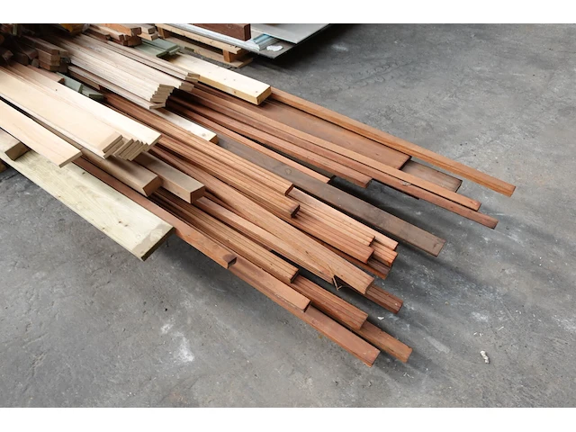 Partij divers hout - afbeelding 5 van  6