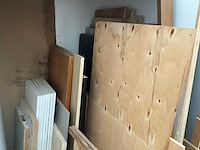Partij divers hout - afbeelding 22 van  23